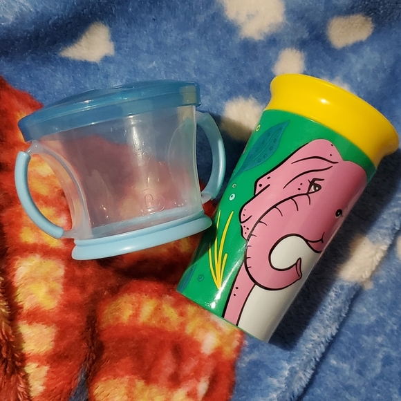 Munchkin Other - 10/$10❤️🔥 Munchkin elephant 360° cup & snack holder